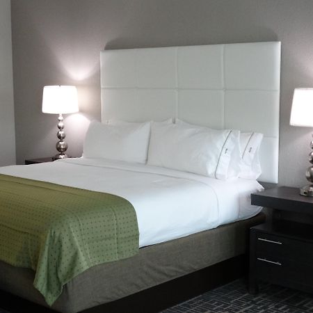 Holiday Inn Covington By Ihg Exterior photo